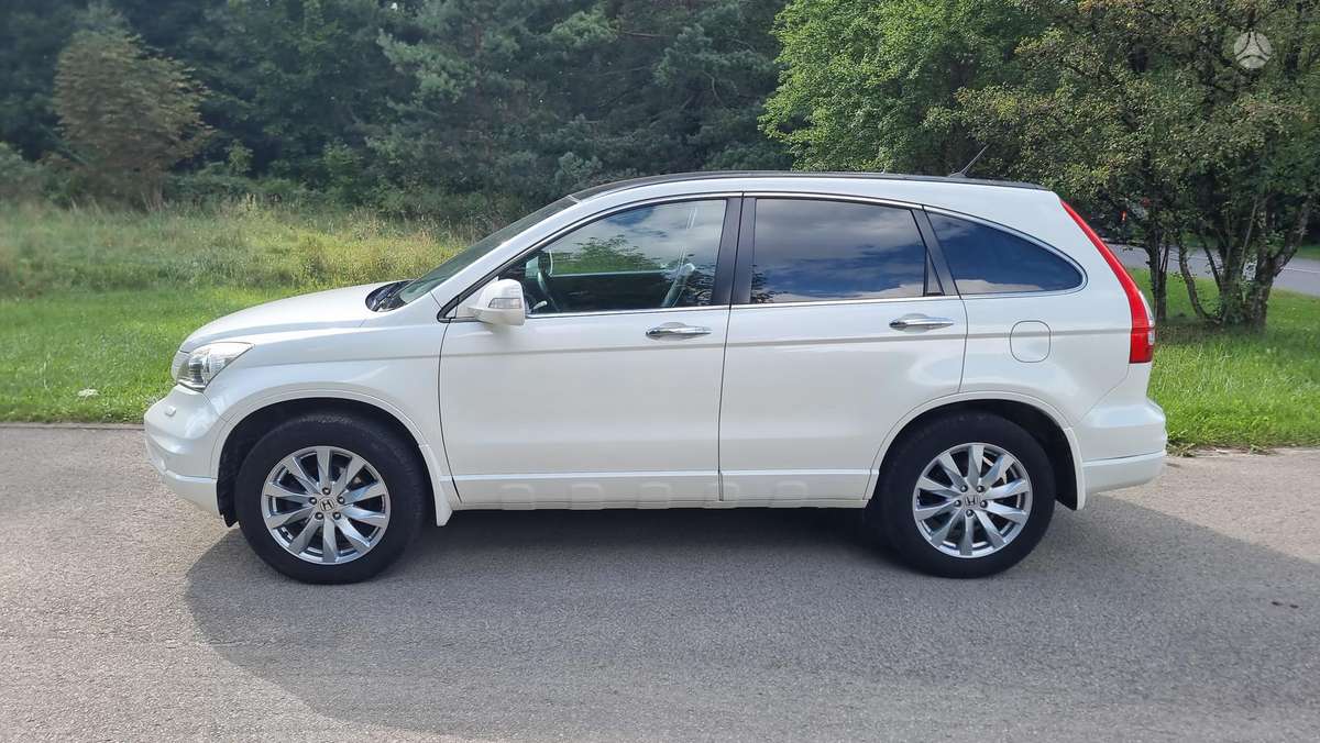 Honda CR-V, 2.2 l., off-road / crossover