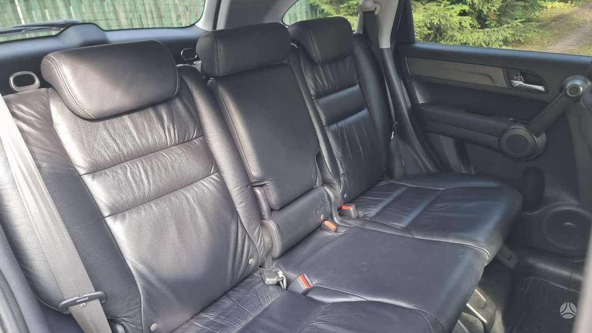Honda CR-V, 2.2 l., off-road / crossover