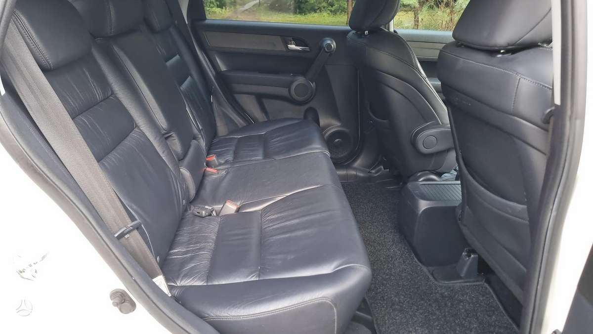 Honda CR-V, 2.2 l., off-road / crossover