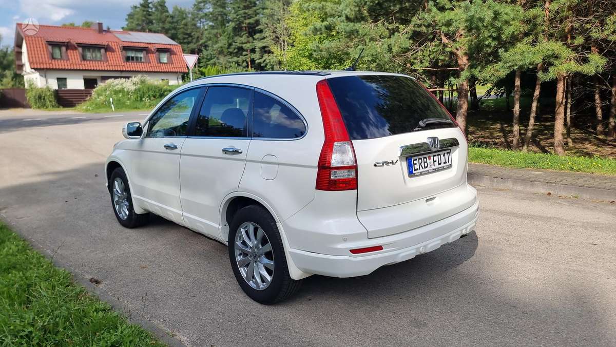 Honda CR-V, 2.2 l., off-road / crossover