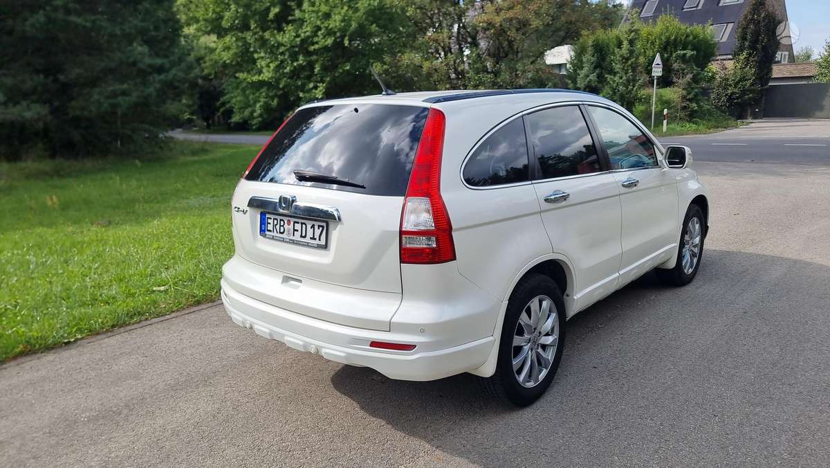 Honda CR-V, 2.2 l., off-road / crossover