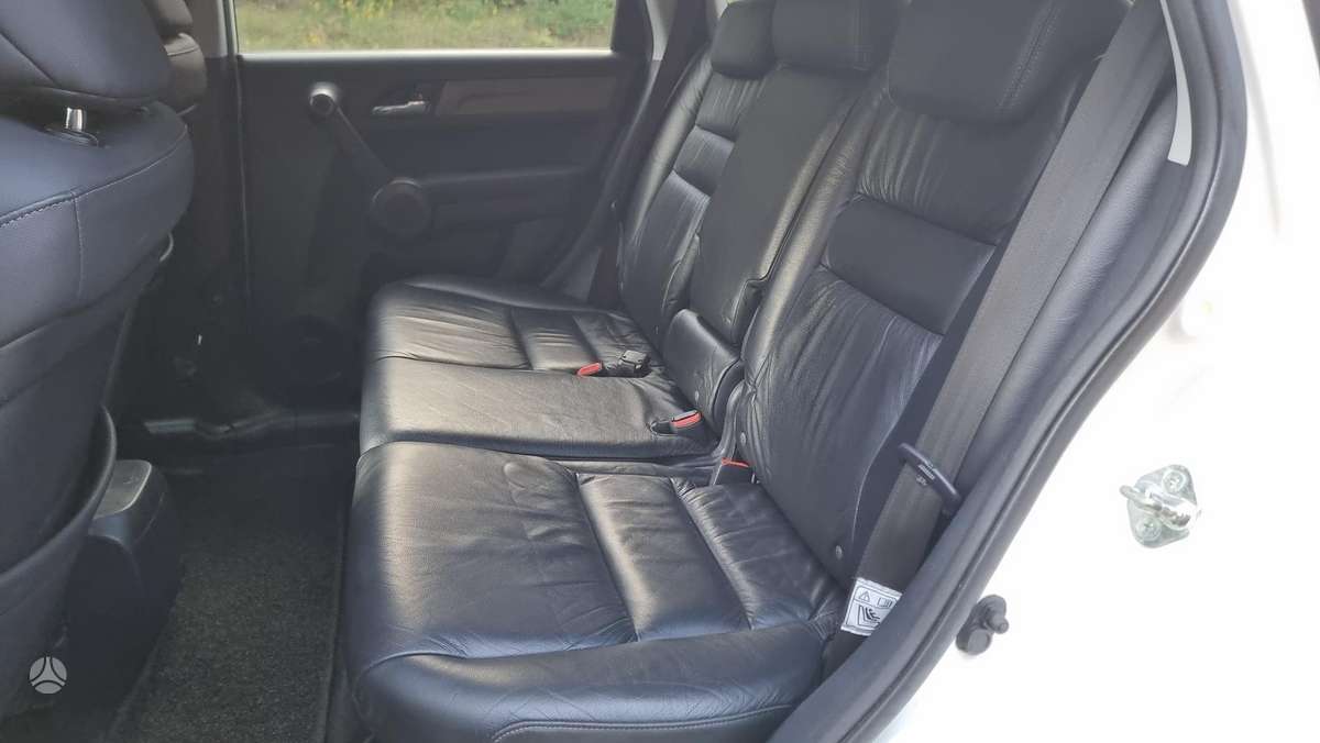 Honda CR-V, 2.2 l., off-road / crossover