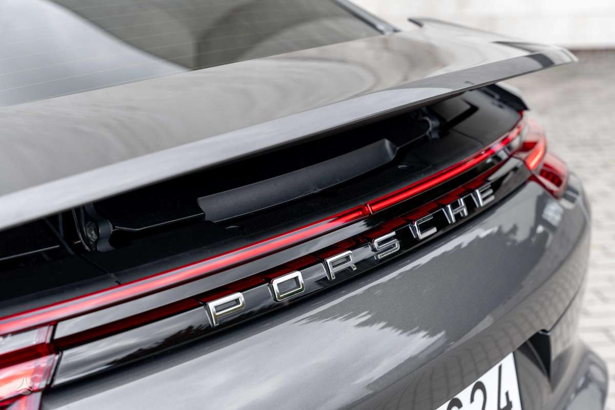Porsche Panamera, 3.0 l., saloon / sedan