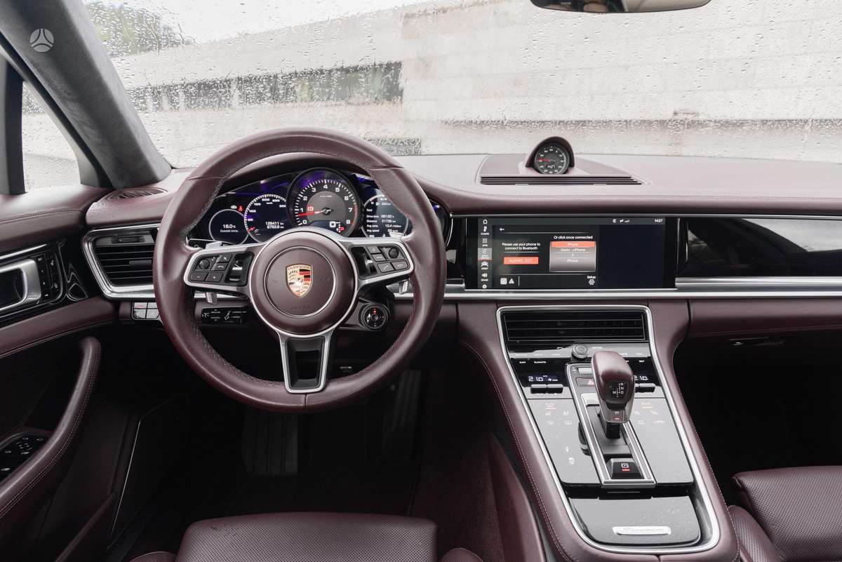 Porsche Panamera, 3.0 l., Седан