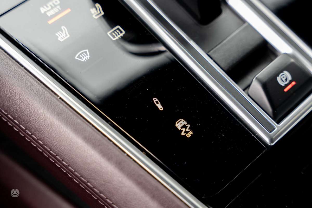 Porsche Panamera, 3.0 l., saloon / sedan
