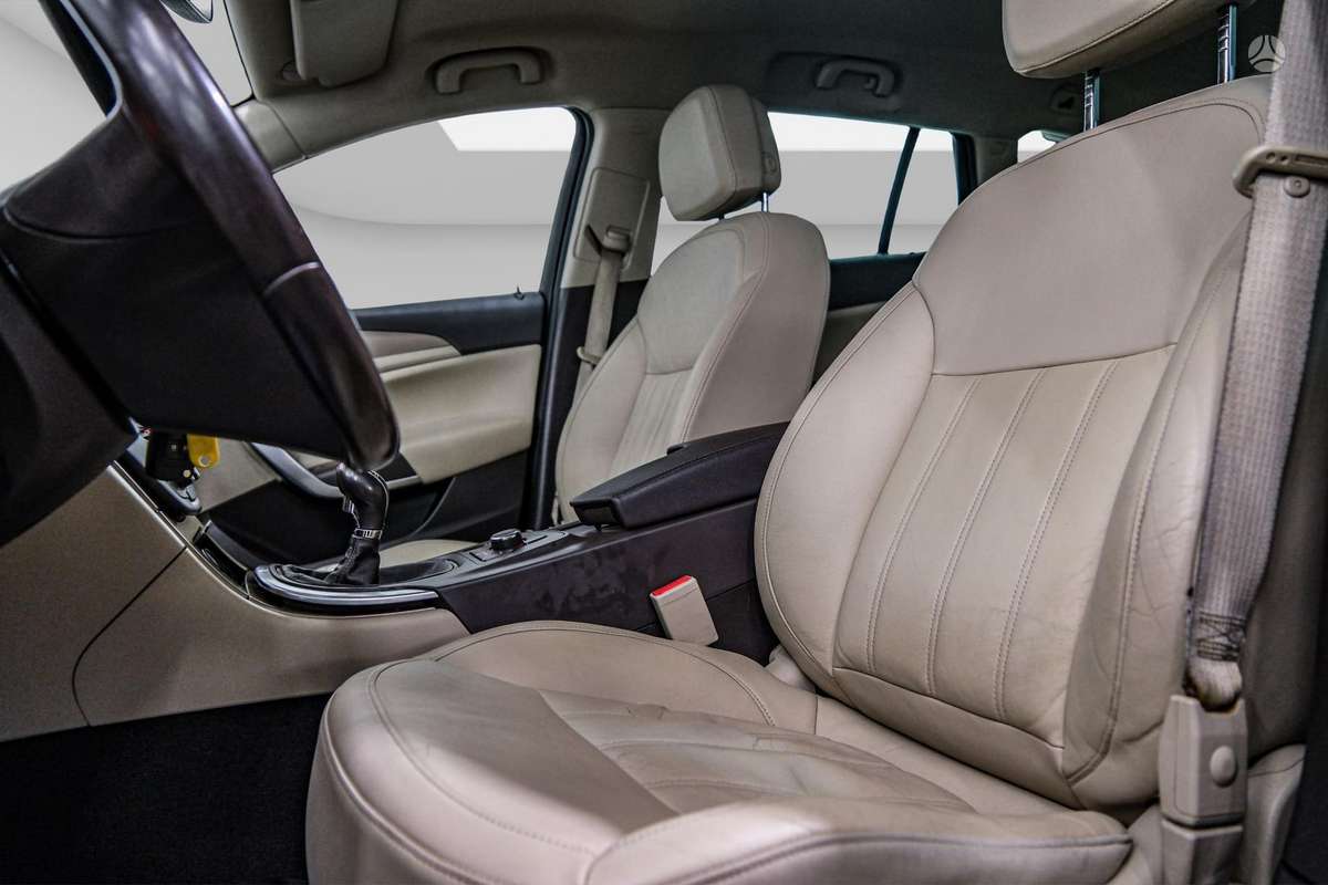 Opel Insignia, 2.0 l., universalas
