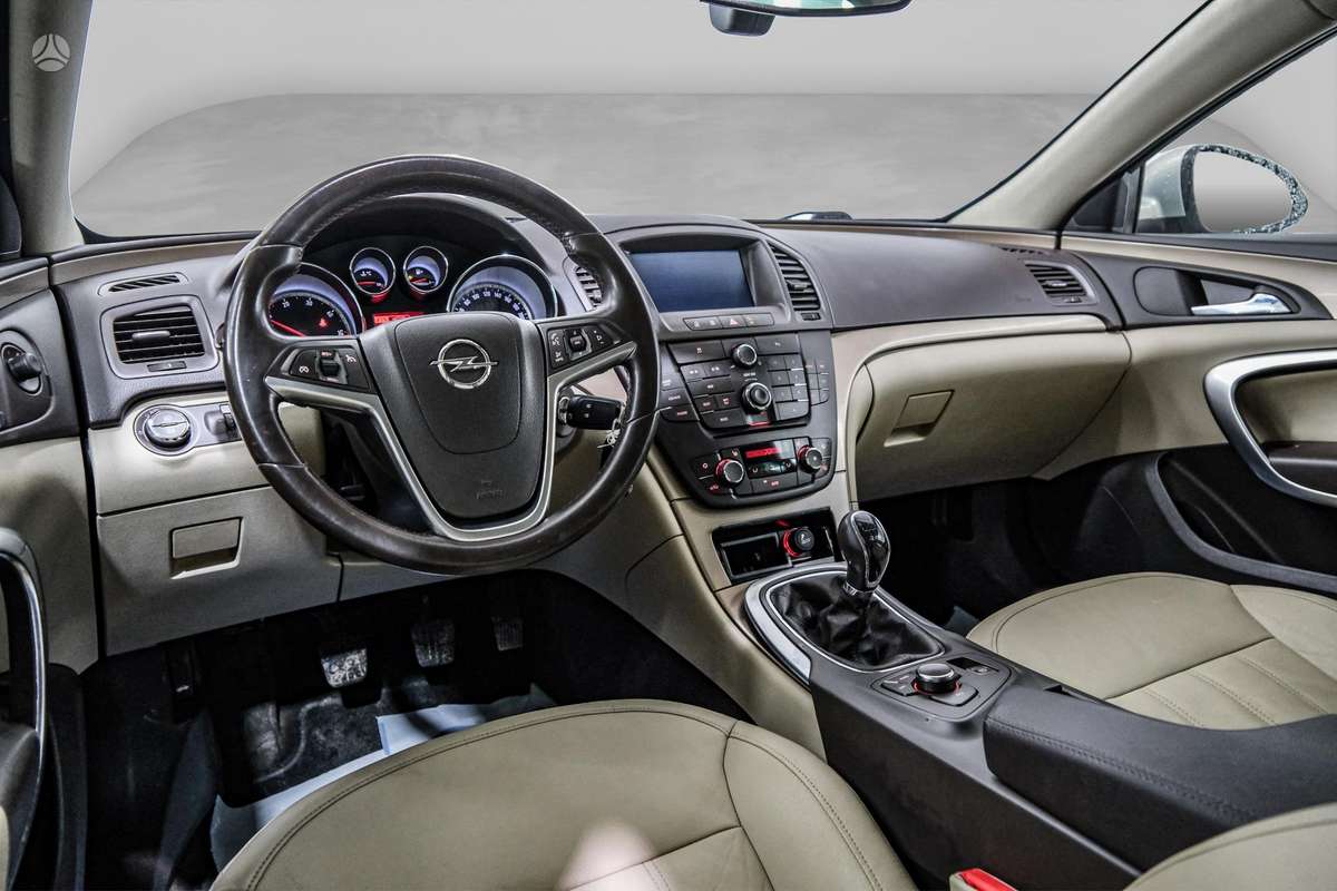 Opel Insignia, 2.0 l., Универсал