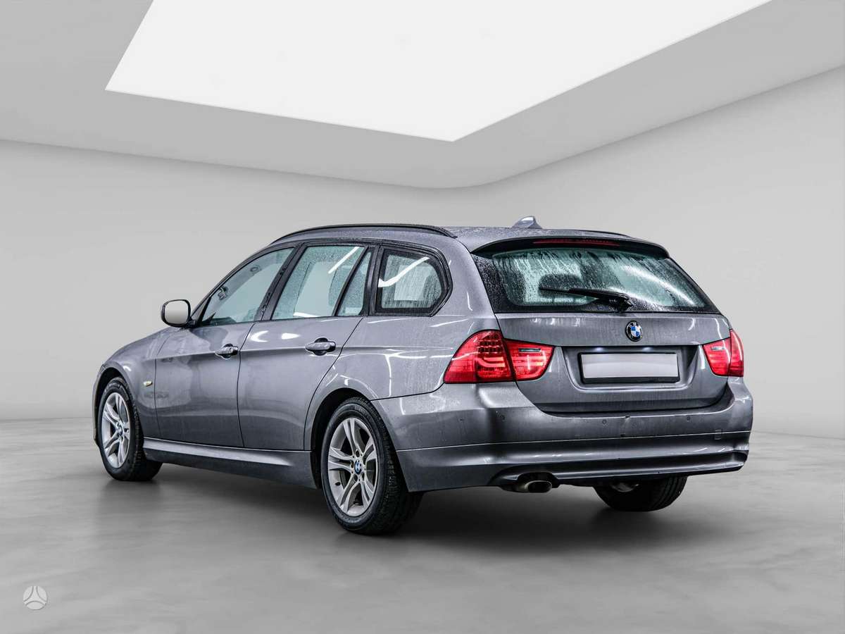 BMW 318, 2.0 l., universalas