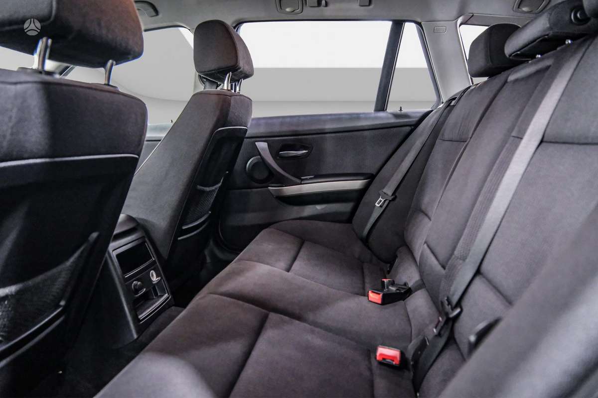 BMW 320, 2.0 l., wagon