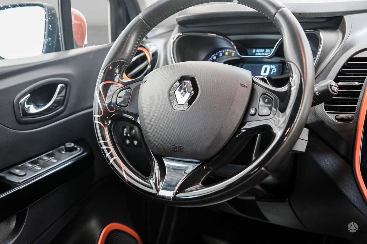 Renault Captur, 1.2 l., off-road / crossover