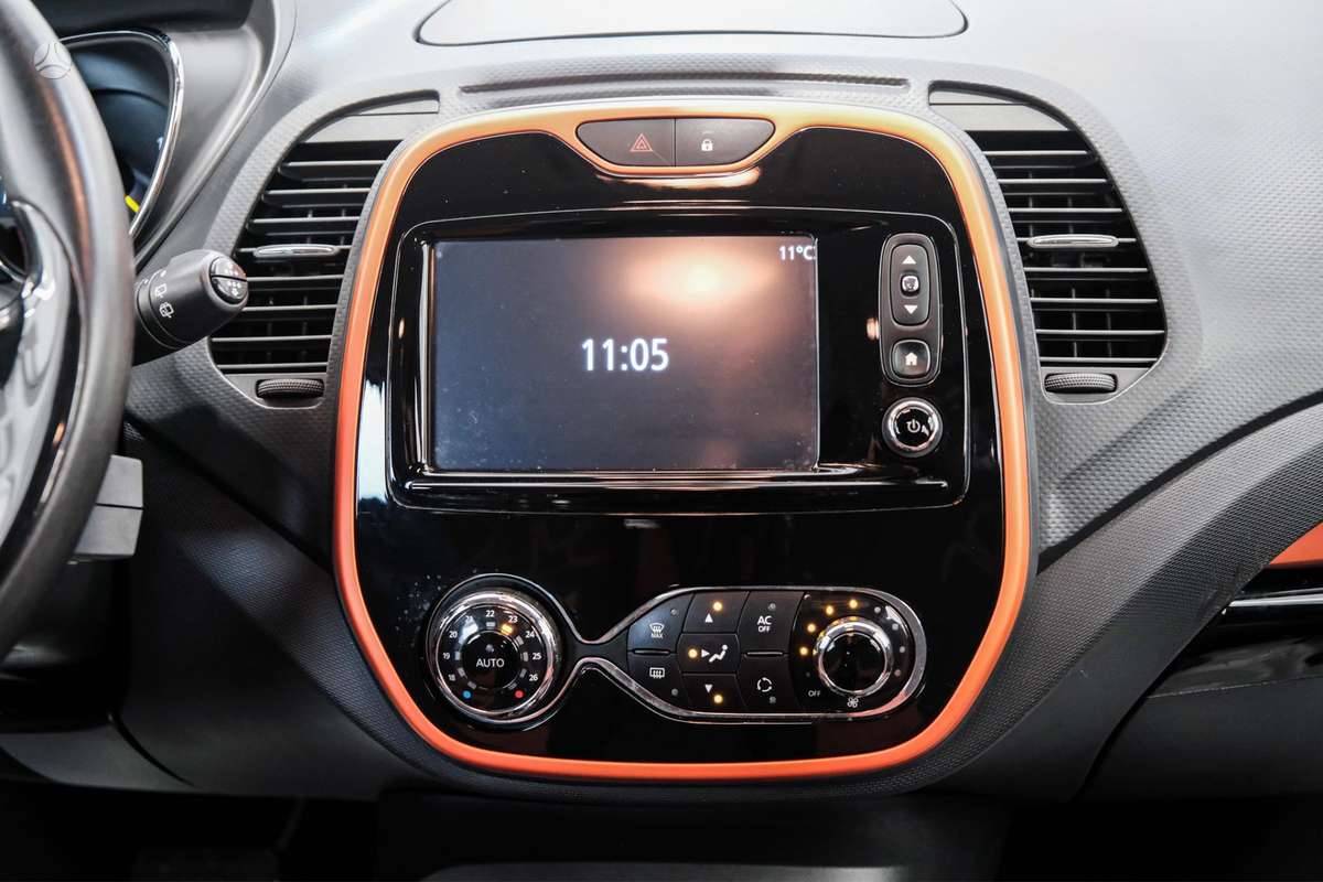 Renault Captur, 1.2 l., off-road / crossover