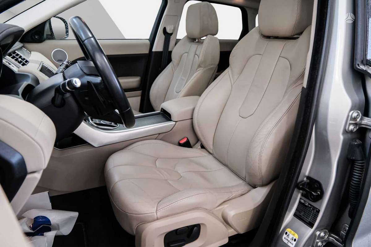 Land Rover Evoque, 2.2 l., off-road / crossover