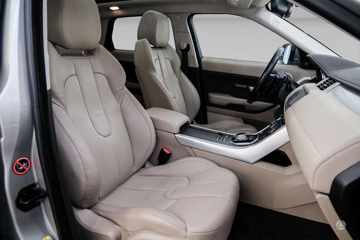 Land Rover Evoque, 2.2 l., off-road / crossover