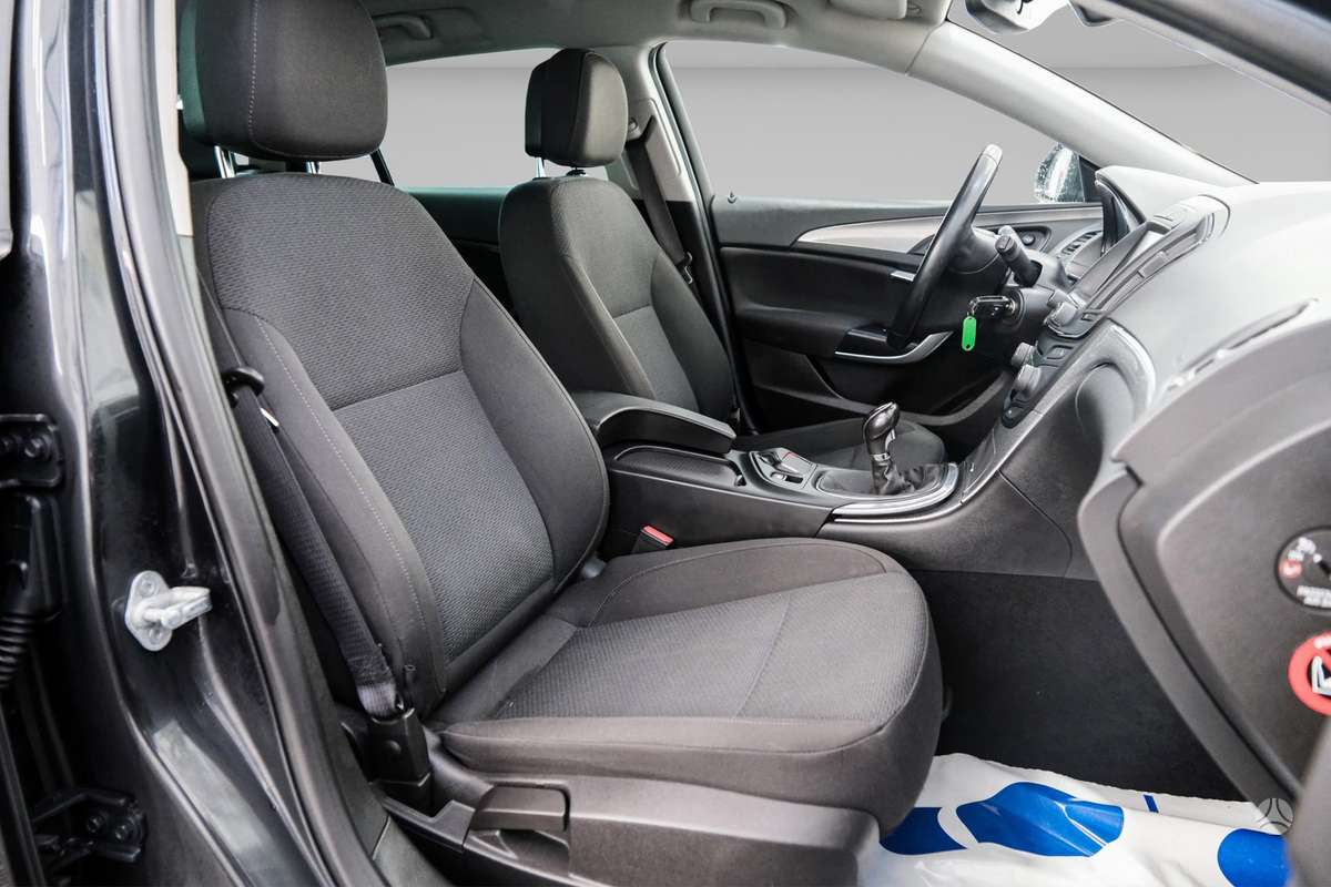Opel Insignia, 2.0 l., Универсал