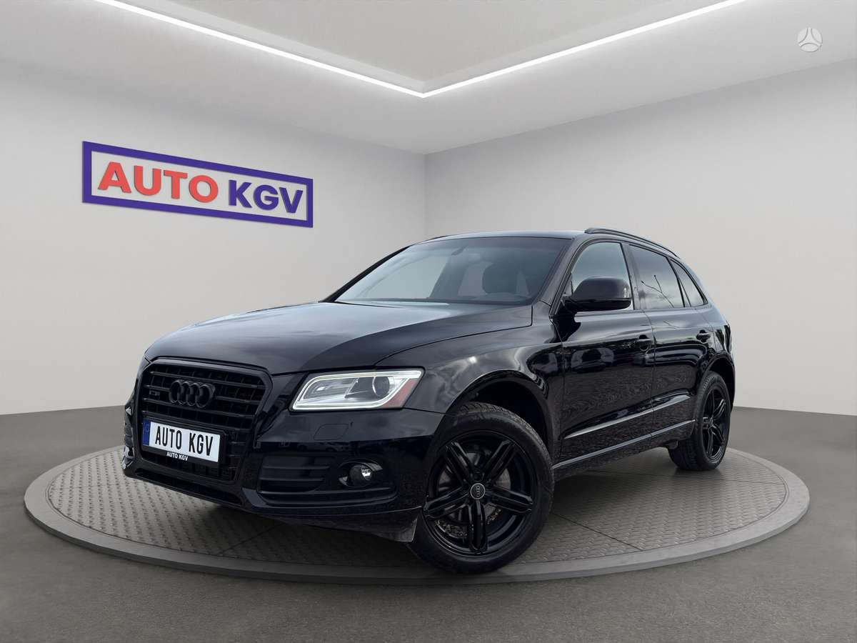 Audi Q5, 2.0 l., off-road / crossover