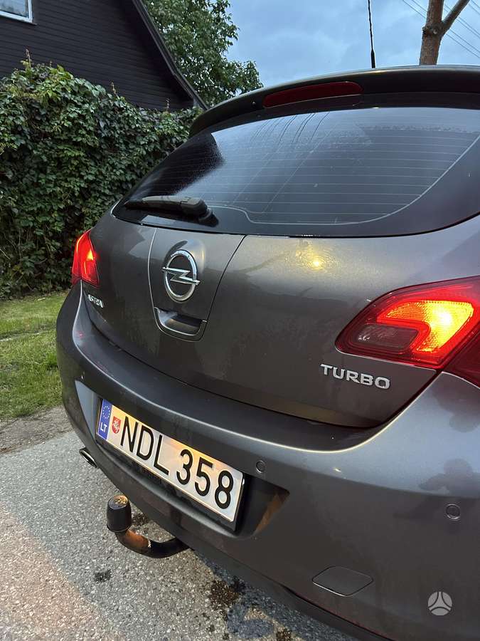 Opel Astra, 1.4 l., hatchback