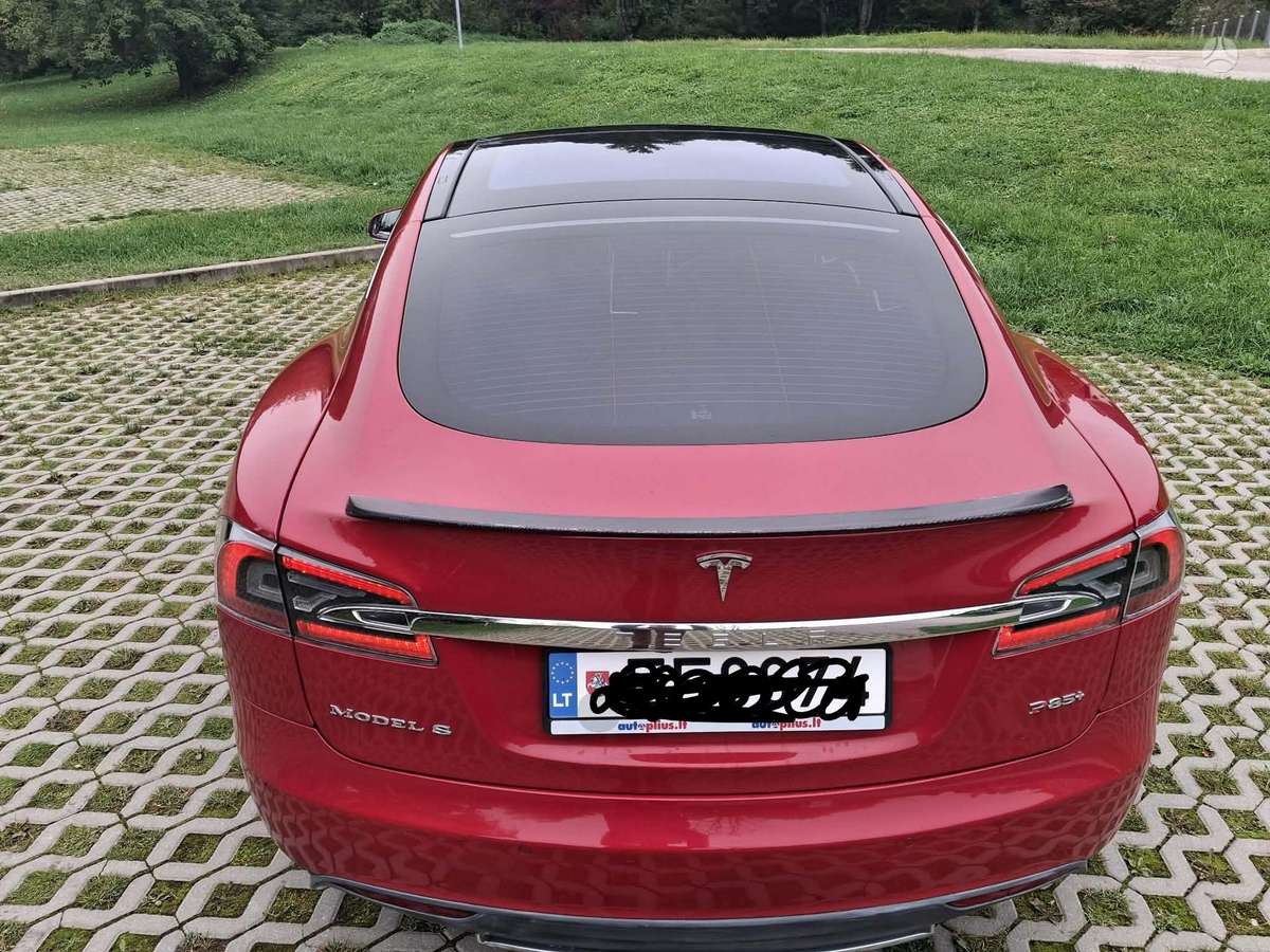 Tesla Model S, 85 кВт·ч, Седан