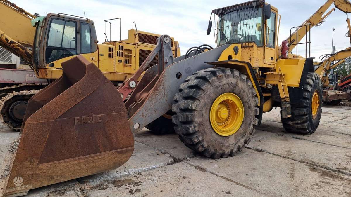 Volvo L 220E, frontaliniai krautuvai