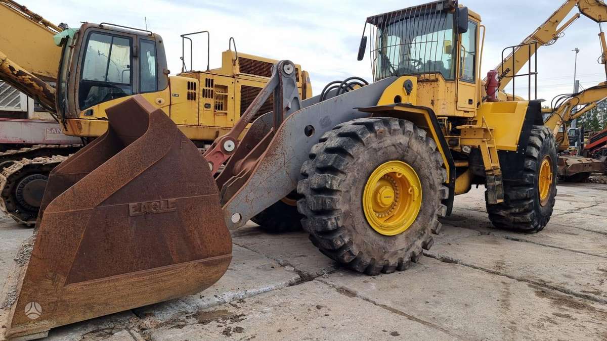 Volvo L 220E, фронтальные погрузчики