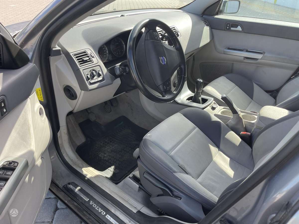 Volvo V50, 2.0 l., wagon