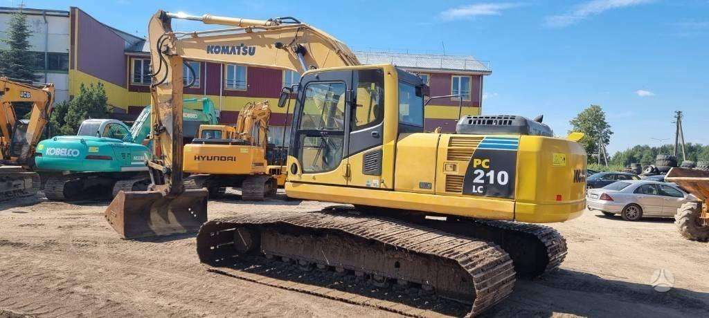 Komatsu PC 210-8 Bog Master, excavator