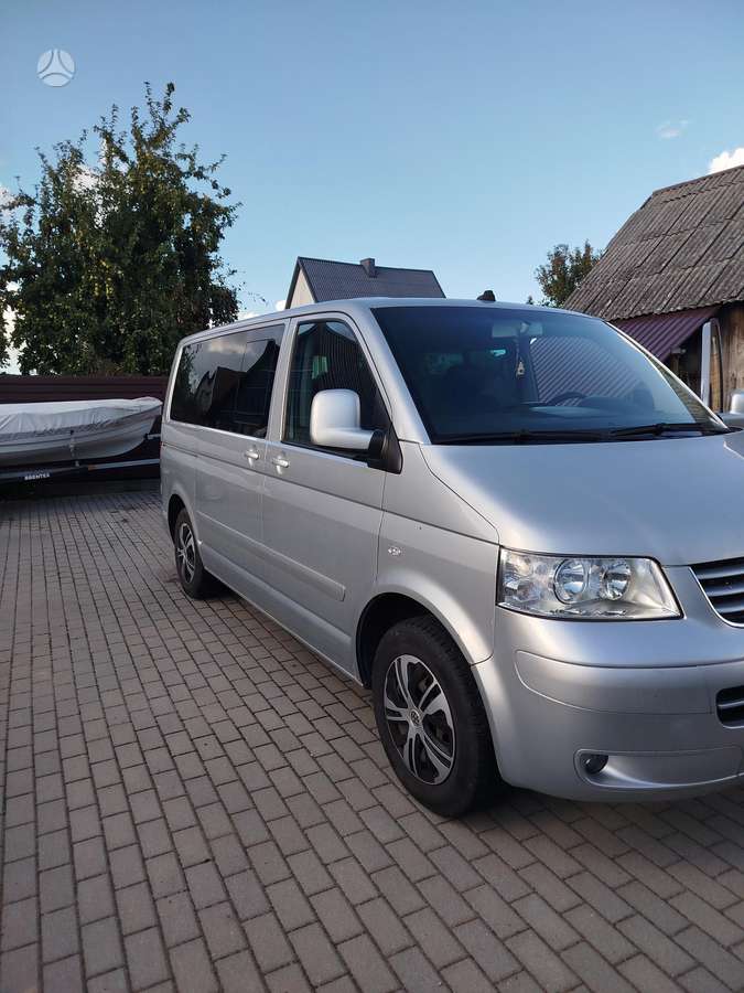 Volkswagen Multivan, 2.5 l., Минивэн