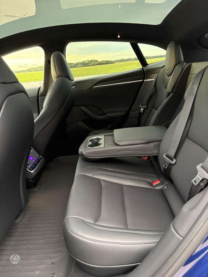 Tesla Model S, 100 кВт·ч, Хэтчбек
