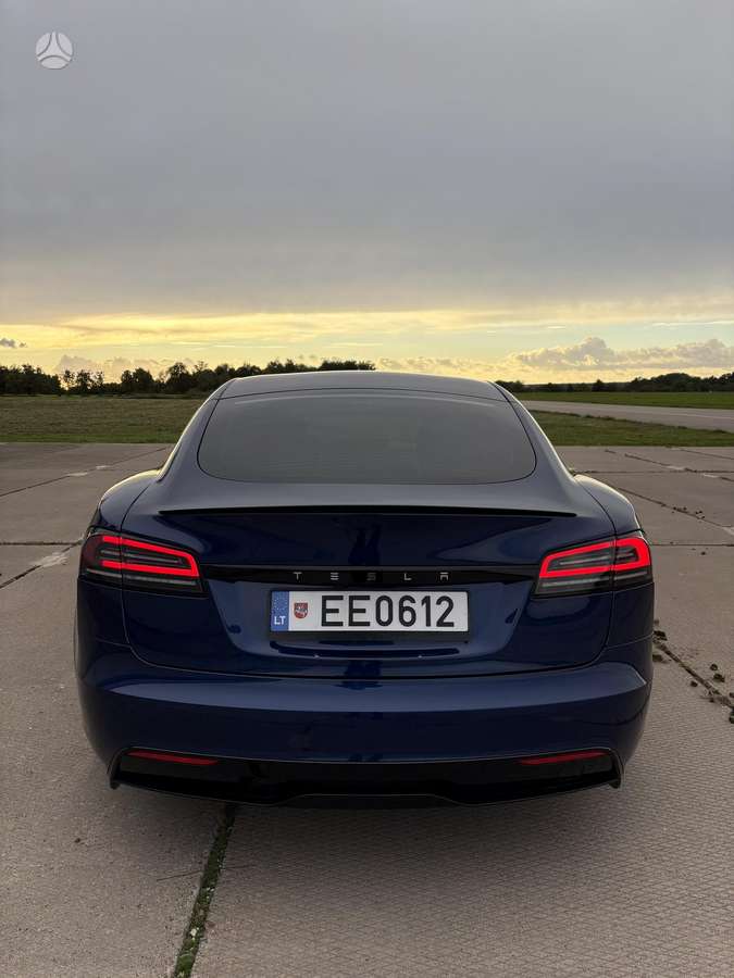 Tesla Model S, 100 кВт·ч, Хэтчбек