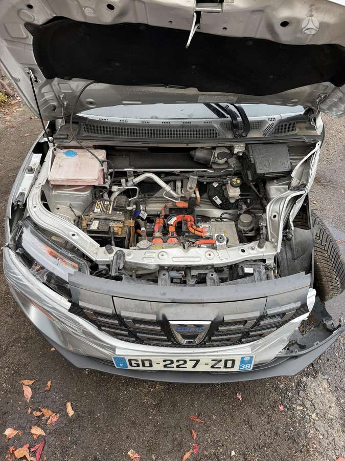 Dacia Spring, 27 kWh, hatchback