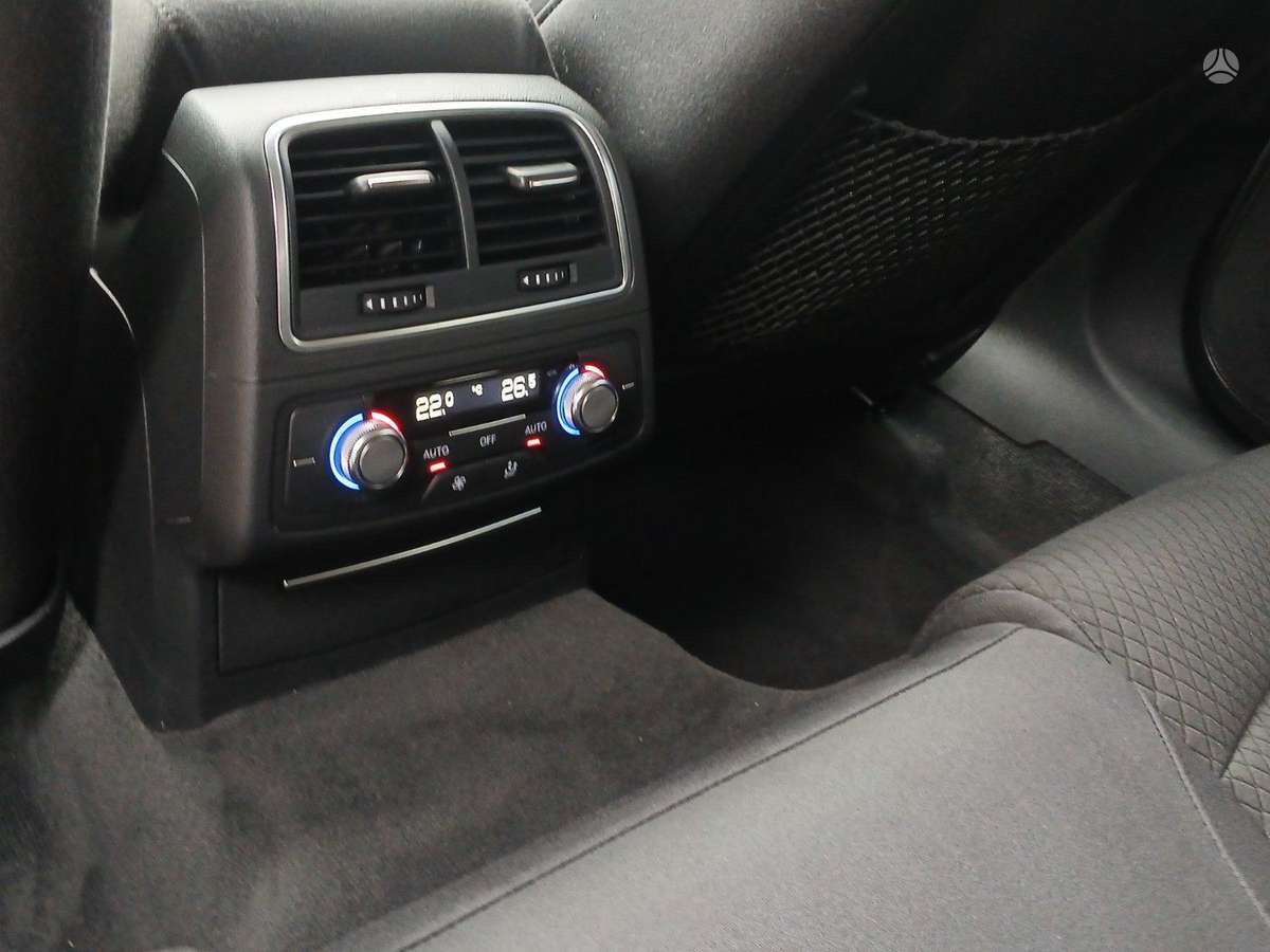 Audi A6, 3.0 l., universalas
