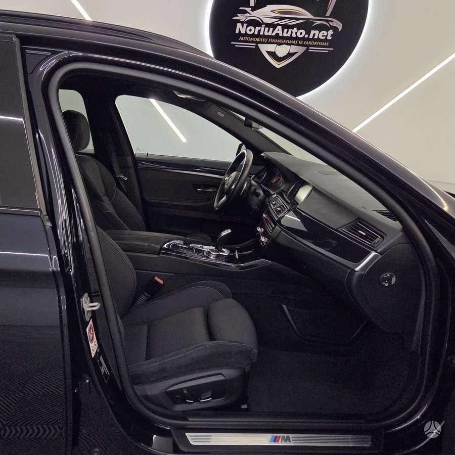 BMW 520, 2.0 l., universalas