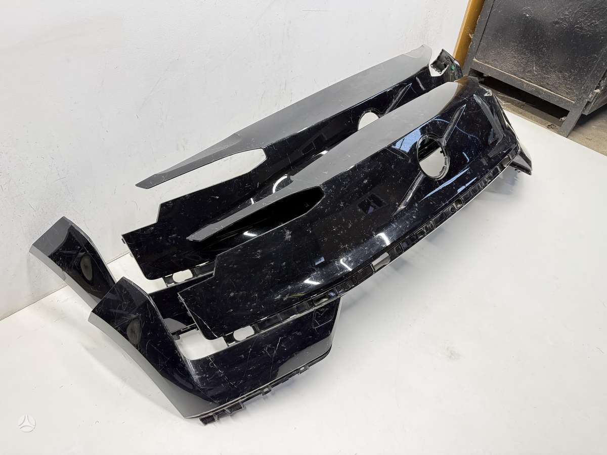 Volvo EX30 bumpers, fenders, lights