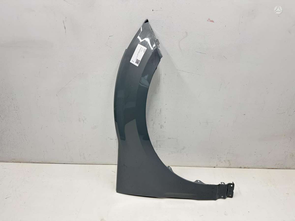 Volvo EX30 bumpers, fenders, lights