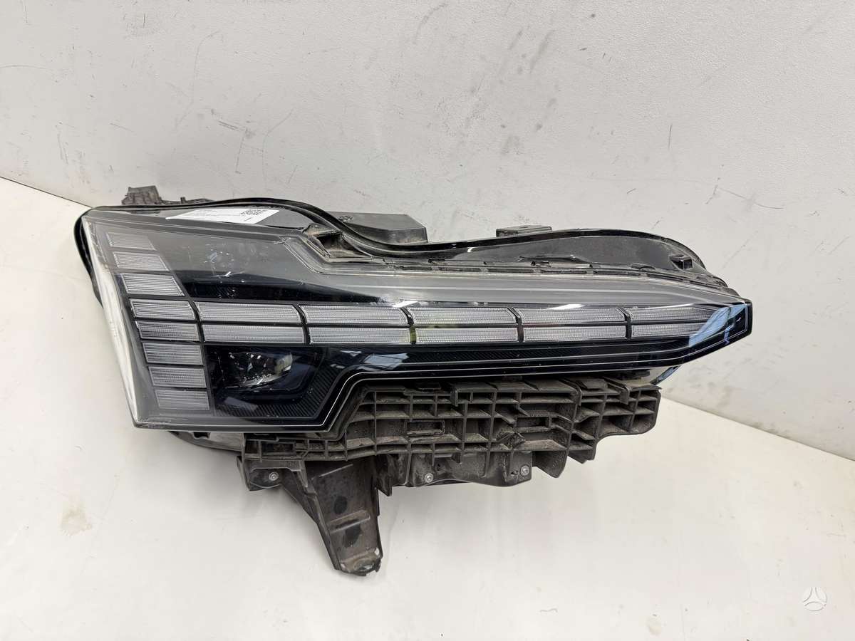 Volvo EX30 bumpers, fenders, lights