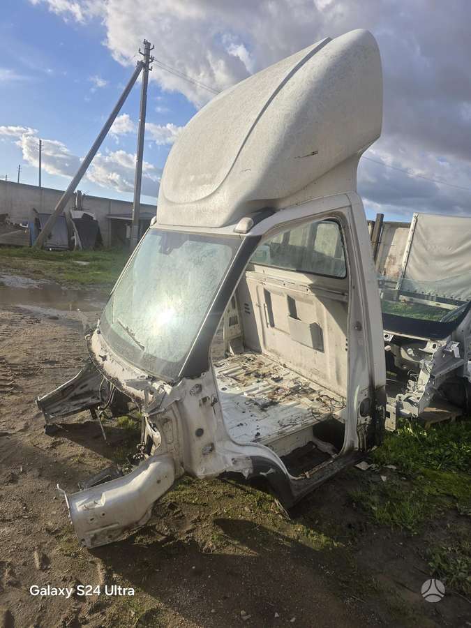 Iveco DAILY, грузовые микроавтобусы