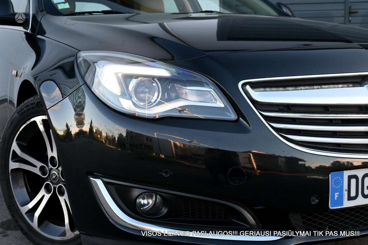 Opel Insignia, 2.0 l., hatchback