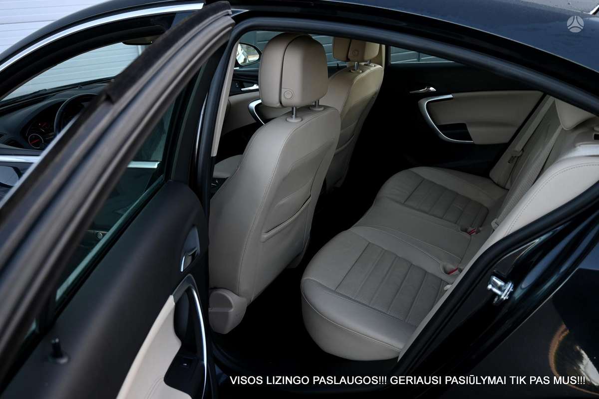 Opel Insignia, 2.0 l., hatchback