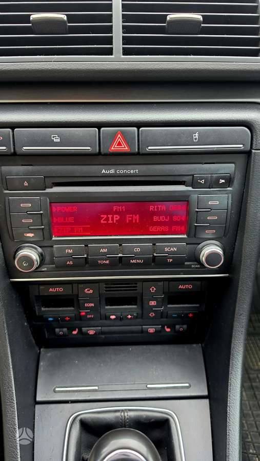 Audi A4, 2.0 l., sedanas