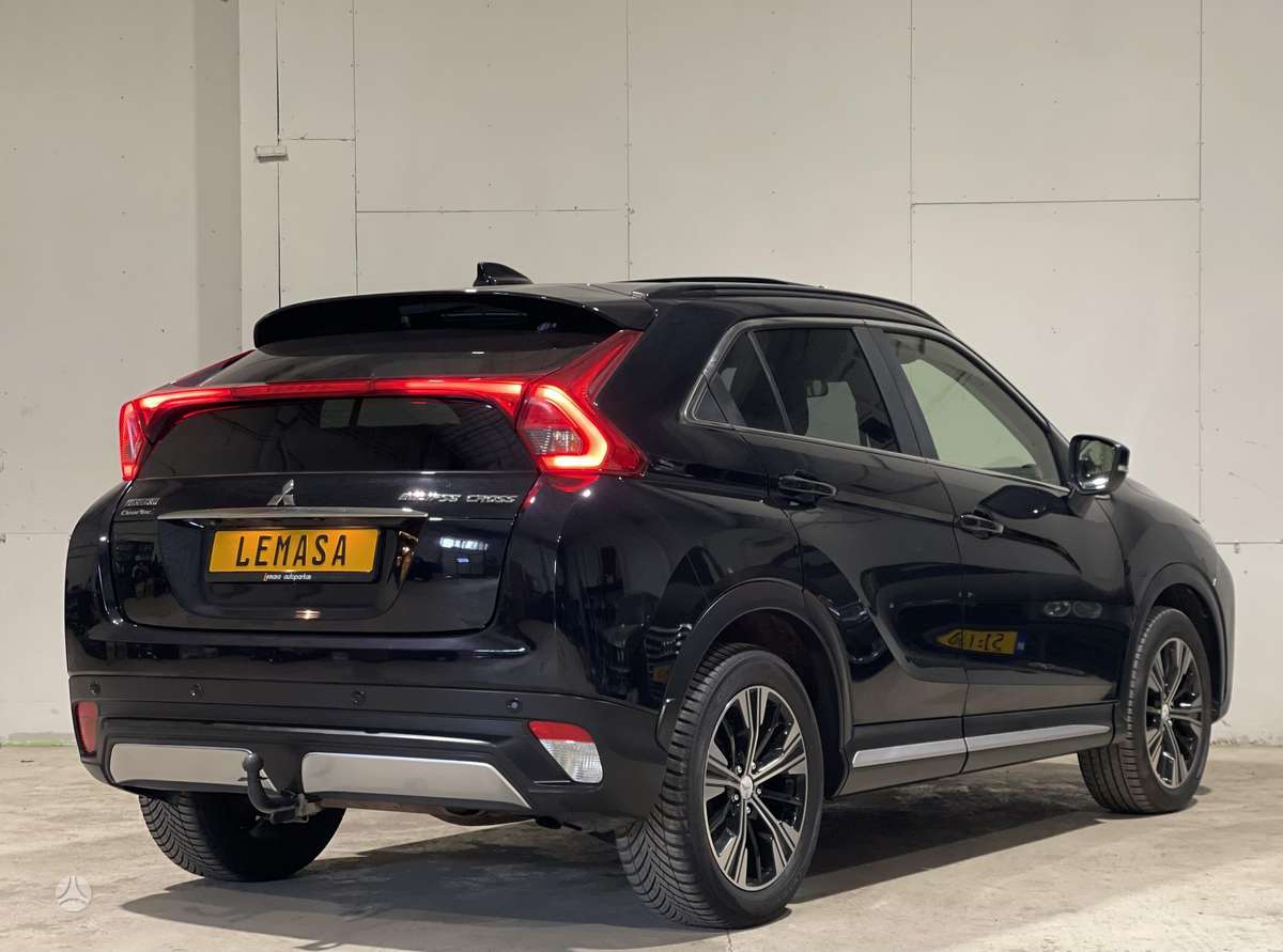 Mitsubishi Eclipse Cross, 1.5 l., Внедорожник / Кроссовер