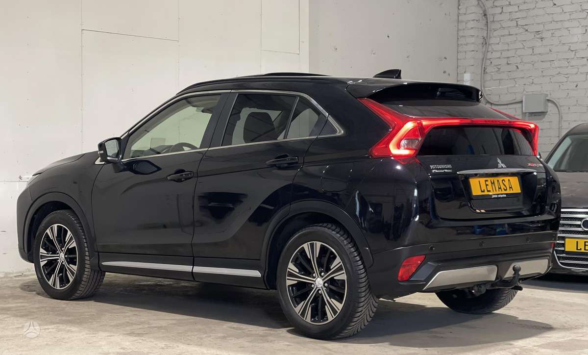 Mitsubishi Eclipse Cross, 1.5 l., Внедорожник / Кроссовер