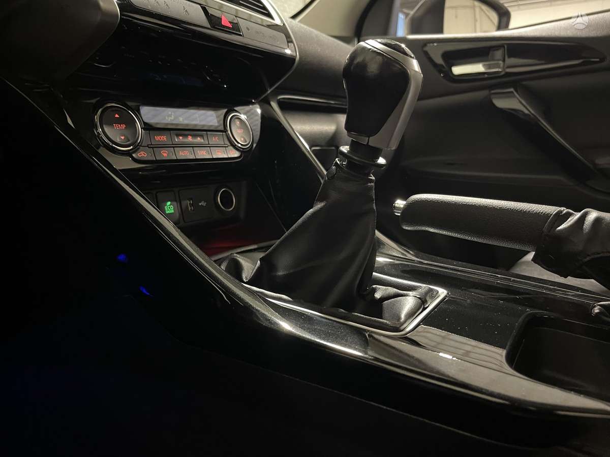 Mitsubishi Eclipse Cross, 1.5 l., Внедорожник / Кроссовер