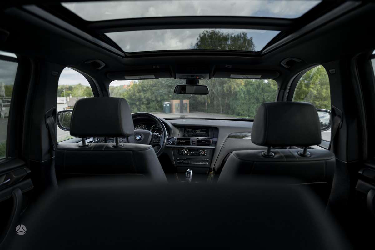 BMW X3, 2.0 l., off-road / crossover