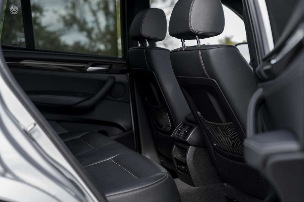 BMW X3, 2.0 l., off-road / crossover