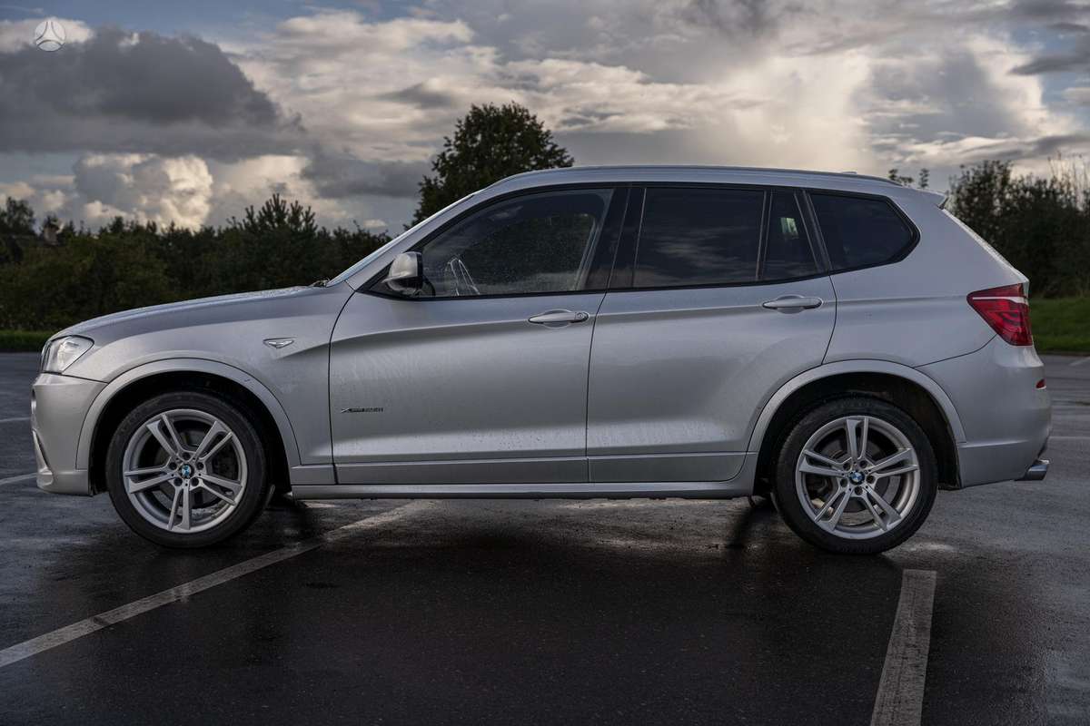 BMW X3, 2.0 l., off-road / crossover