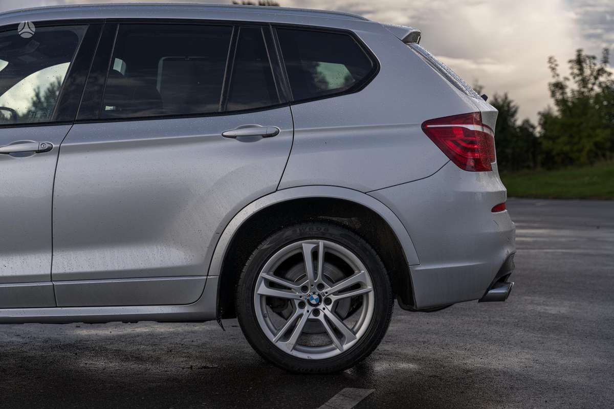 BMW X3, 2.0 l., off-road / crossover