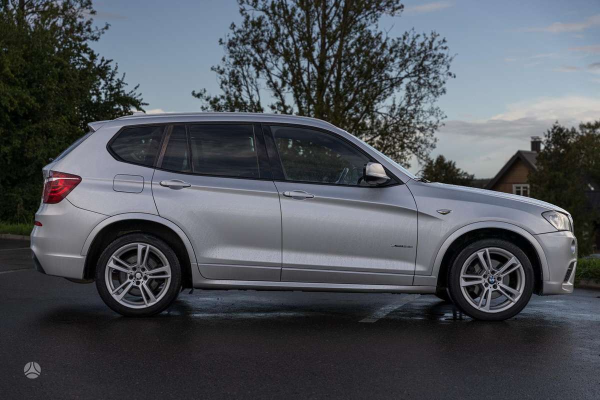 BMW X3, 2.0 l., off-road / crossover