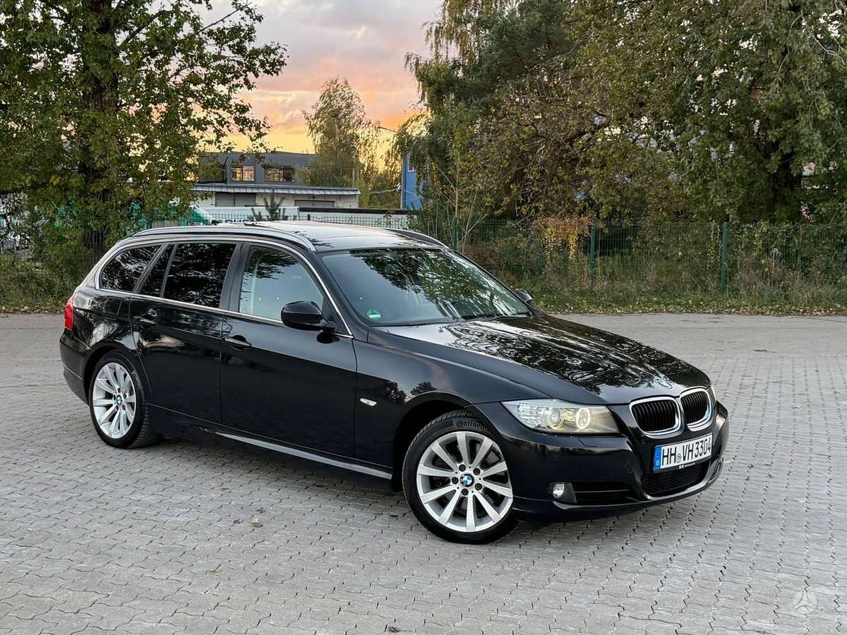 BMW 330, 3.0 l., wagon