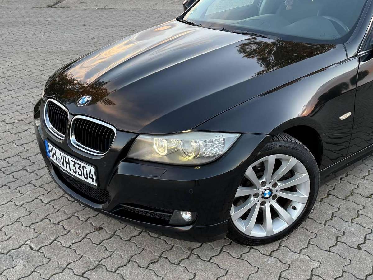 BMW 330, 3.0 l., Универсал