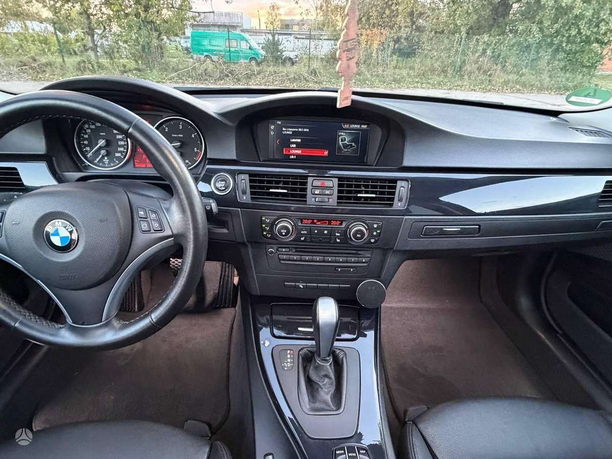 BMW 330, 3.0 l., Универсал