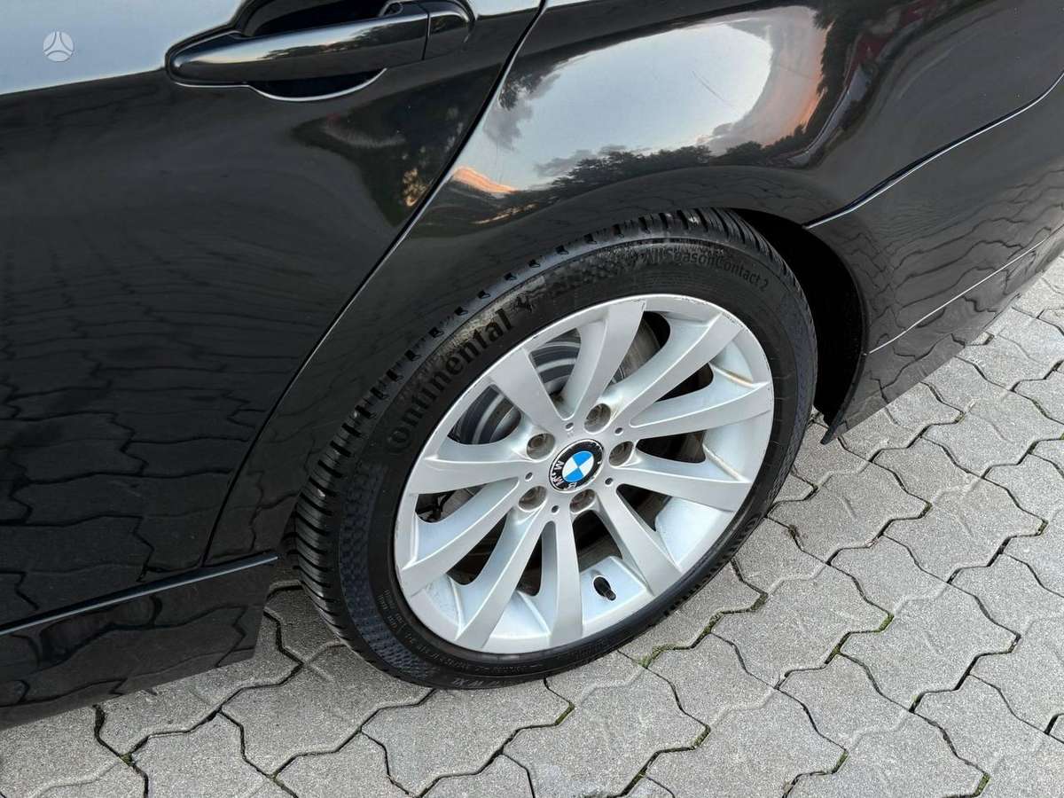 BMW 330, 3.0 l., wagon